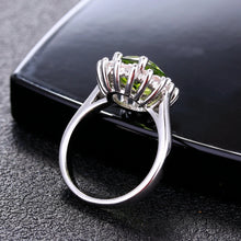 925 Sterling SilverPeridot Bloom Ring