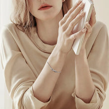 Infinara Endless Love Bracelet