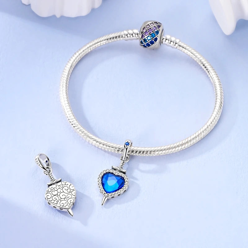 Lunar Heart – Blue Lotus & Moonlight Charm